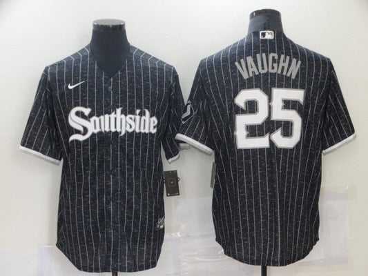Men's Chicago White Sox Andrew Vaughn #25 Black Replica Baseball Jersey1