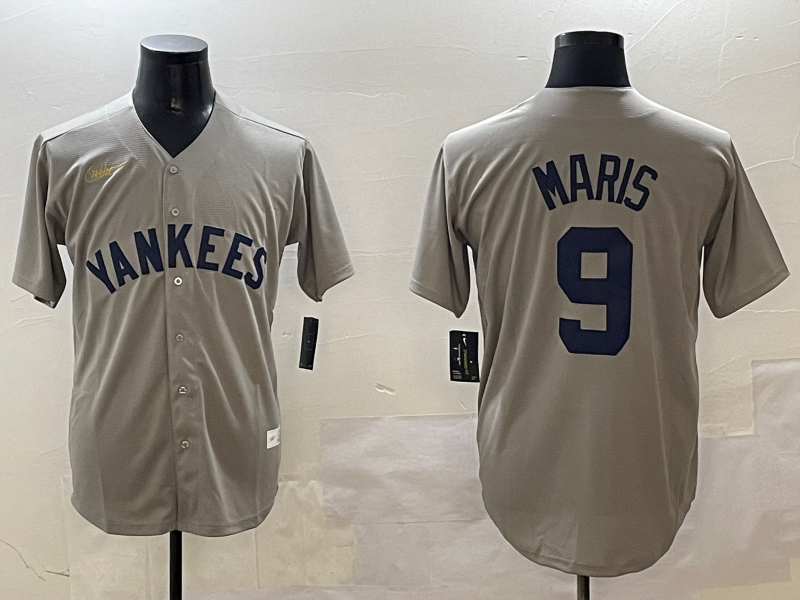 Men's New York Yankees Roger Maris #9 Gray Game Player Jersey1
