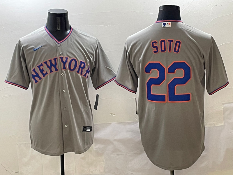 Men's New York Mets Juan Soto #22 Gray Replica Player jersey
