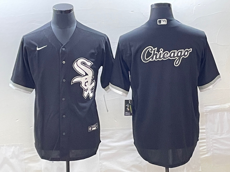 Men's Chicago White Sox Black Alternate Replica Game Jersey1